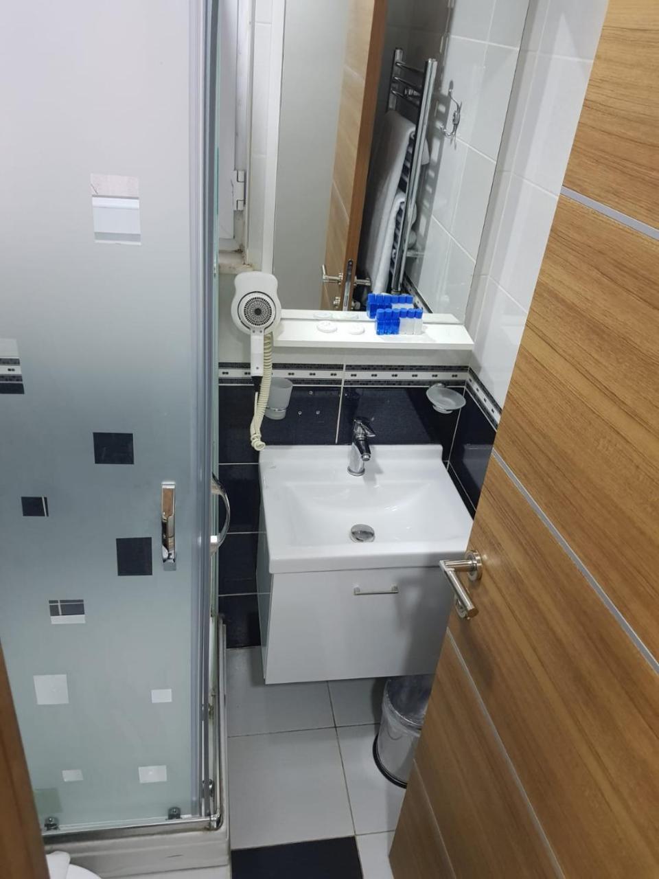 Eyfel Hotel Isztambul Kültér fotó